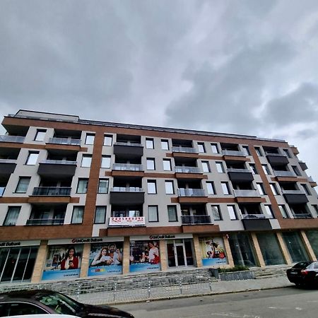 Best Family Apartments & Private Parking София Экстерьер фото