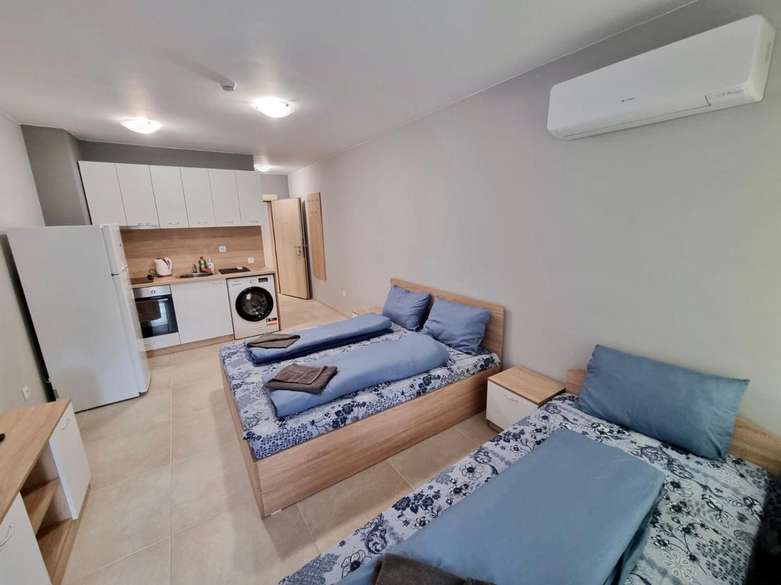 Best Family Apartments & Private Parking София Экстерьер фото