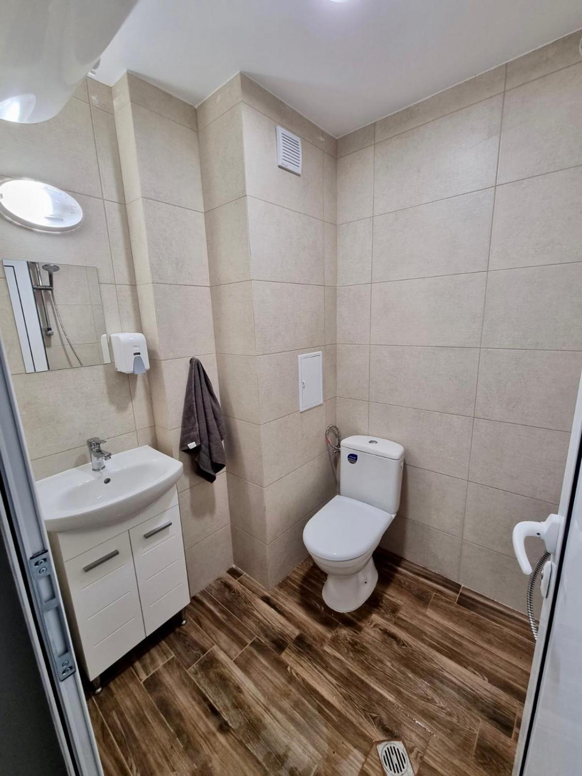 Best Family Apartments & Private Parking София Экстерьер фото